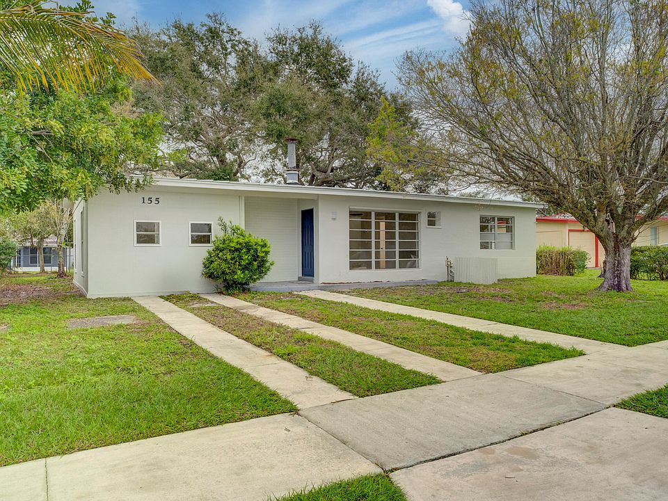 1st image of 155 SE Solaz Avenue
