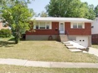 1086 Meadowind Ct, Mount Healthy, OH