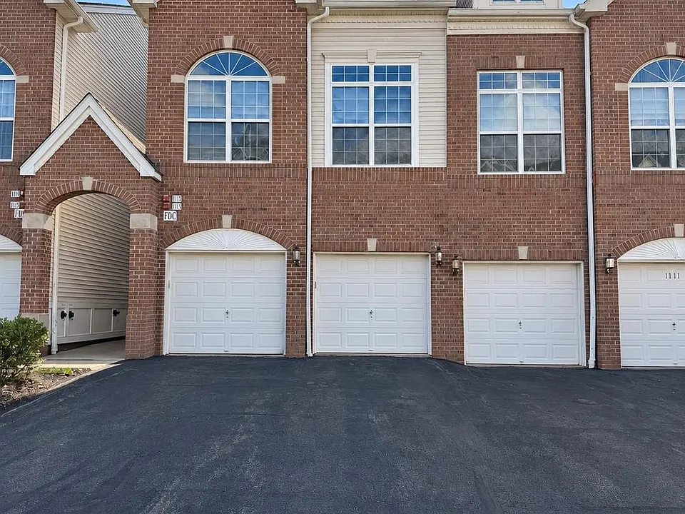 1115 Balsam Dr