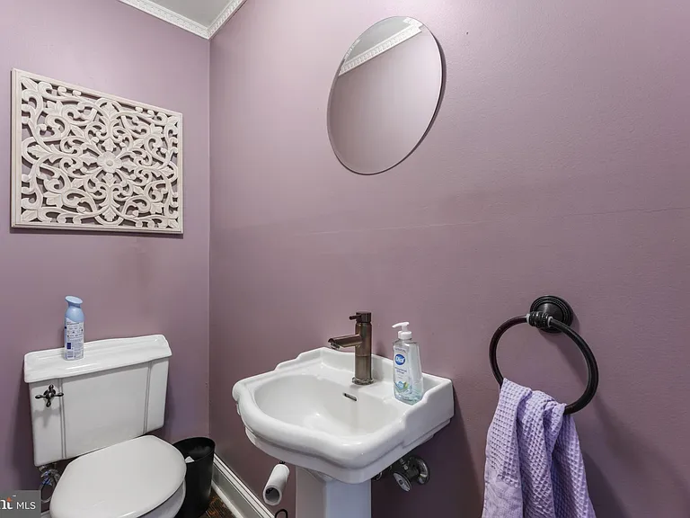 183 Markle St — Photo 9