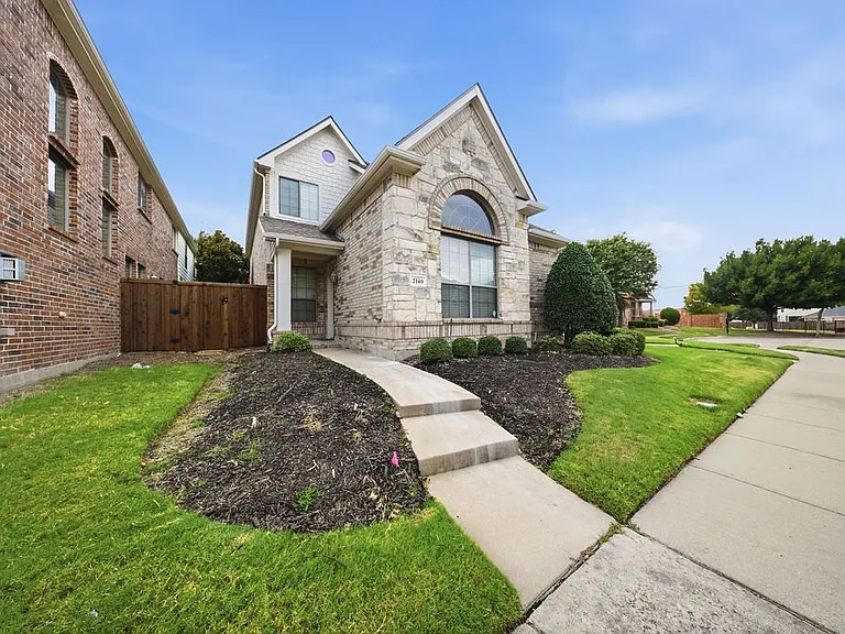 2140 Walnut Square Dr — Photo 15