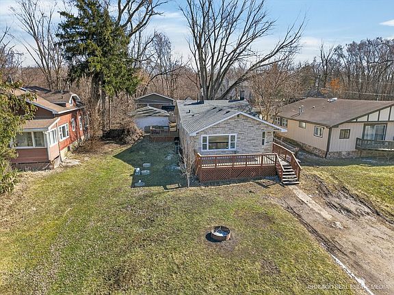 2nd image of 39223 N Willow Ln