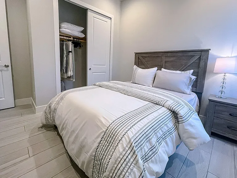 12504 Nautilus Cir — Photo 17