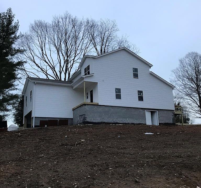 2nd image of LOT 1 S Wilson Heights Rd NE