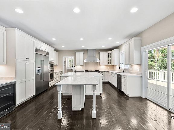 5th image of 8404 Stonewall Dr