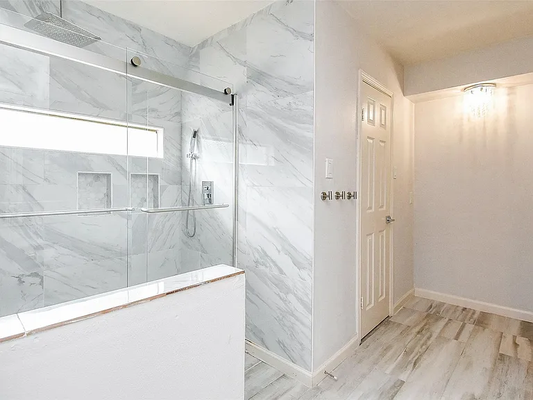 755 Last Arrow Dr — Photo 36