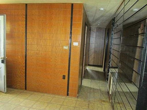 5th image of 27651 Plainfield Dr