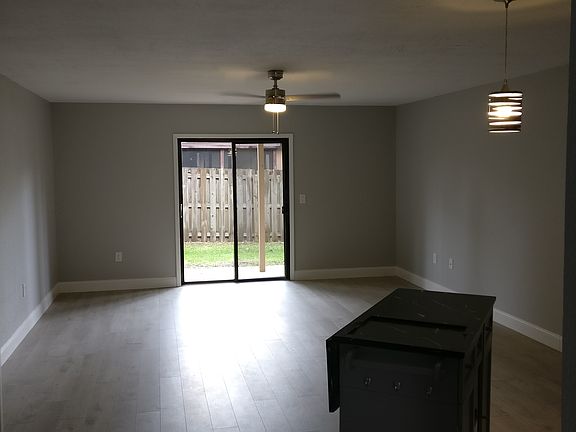 4th image of 55 Village Dr