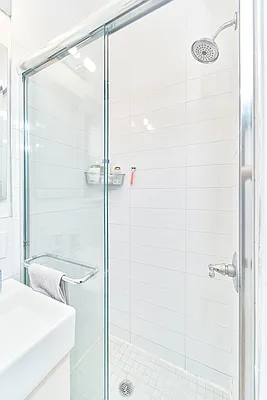 Rented by Living New York | media 17