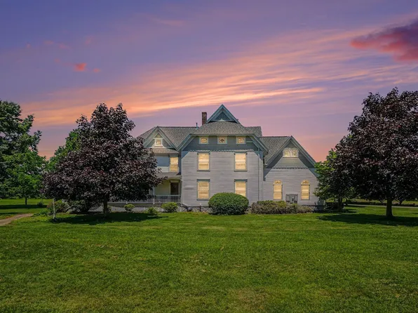 7019 109th Ave, South Haven, MI 49090