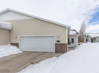 4799 44th St S, Fargo, ND 58104