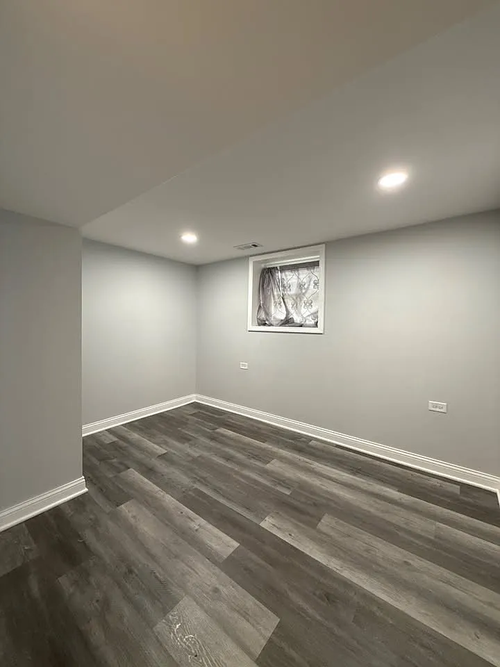 3 bed, 850 sqft, $1,700 — Photo 4