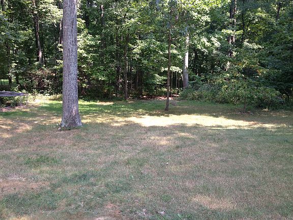 3rd image of 2407 Youngs Dr