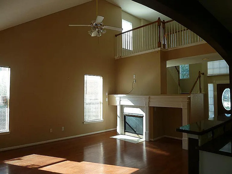 22554 Bristolwood Ct — Photo 5