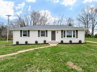 4175 Pondywood Rd, Adams, TN 37010
