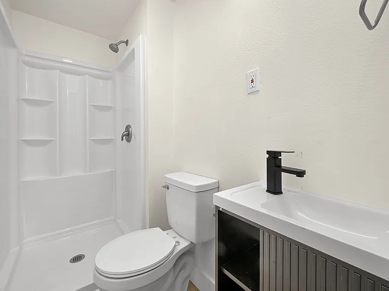 5608 1st Ave — Photo 10