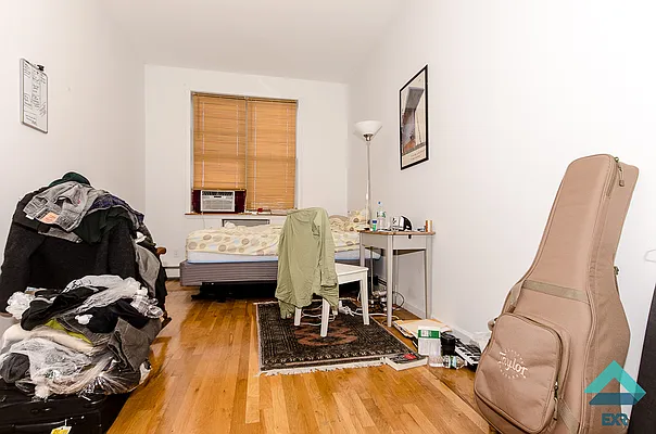 Rented by EXR | media 6