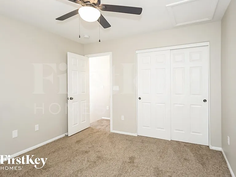 10611 Moss Lake St — Photo 13