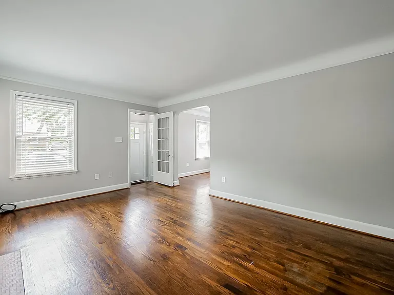 21530 Olmstead St — Photo 4