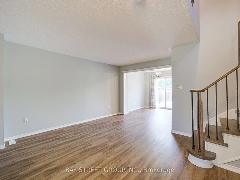1833 Hobson Dr — Photo 9
