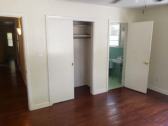 5th image of 235 Jewel St