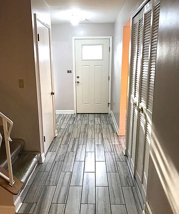 3rd image of 8549 Hamilton Dr