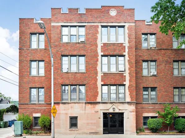 7227 Adams St APT 3, Forest Park, IL 60130