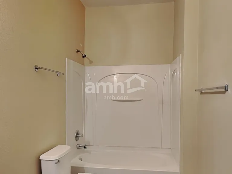 517 Vicks Landing Dr — Photo 16