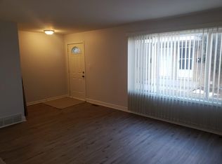 1711 E Roosevelt Rd APT 1, Wheaton, IL 60187