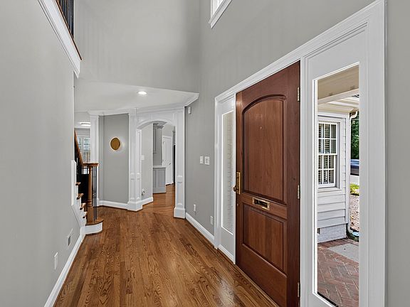 4th image of 2714 Saint Marys St