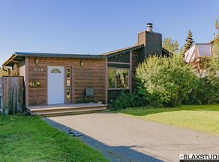 3720 Rinner Cir, Anchorage, AK 99507
