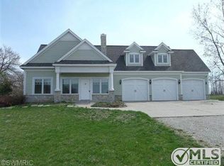 6022 142nd Ave, Holland, MI 49423