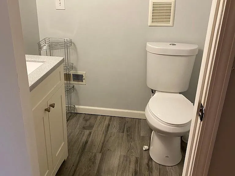 1736 N Laramie Ave — Photo 20
