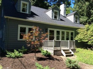 2000 Woodstock Rd, Gates Mills, OH 44040
