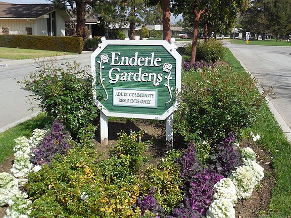 2nd image of 14221 Wisteria Ln