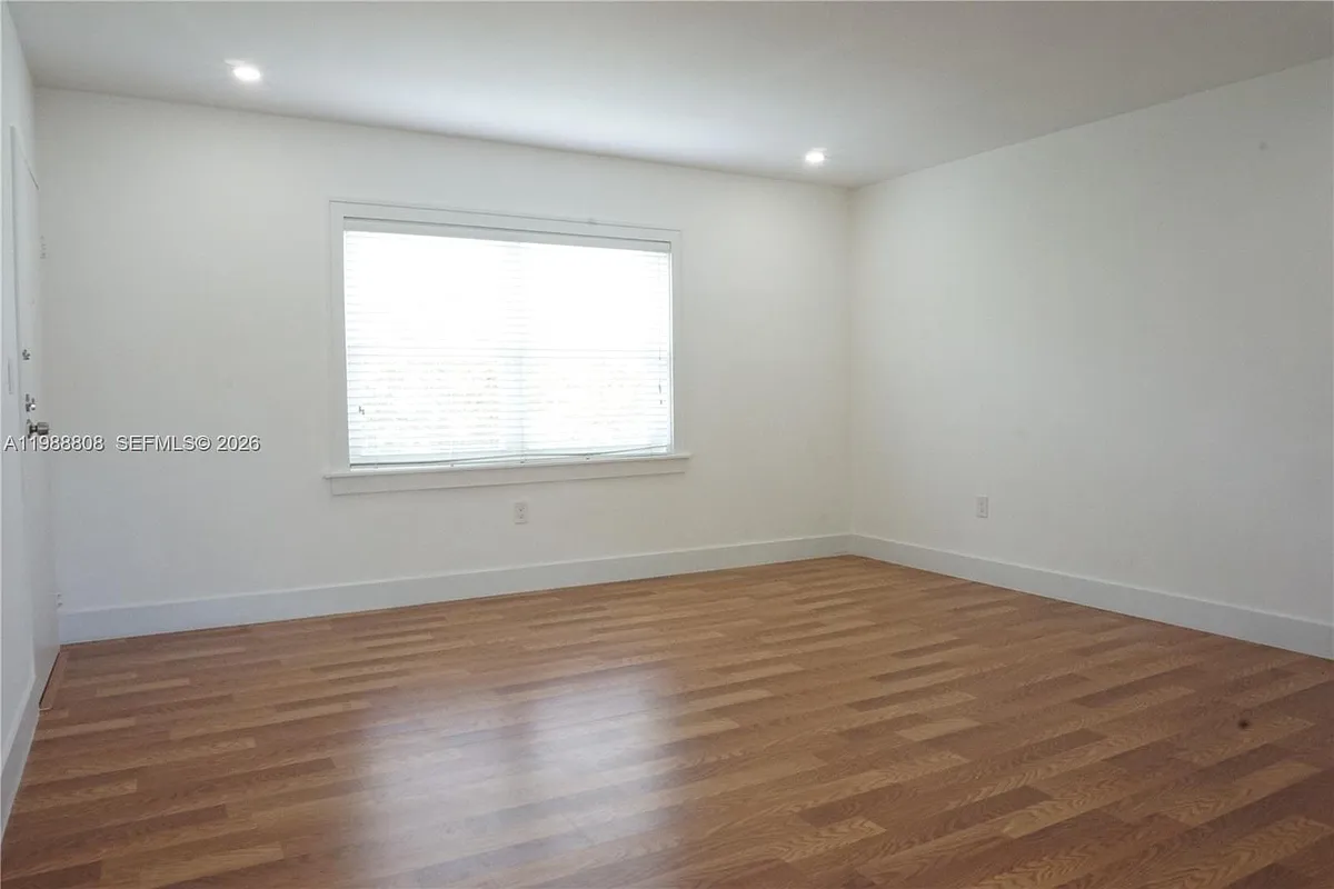 Building Photo - 7701 SW 55th Ave #39-C