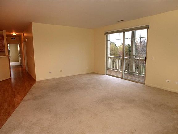 3rd image of 34451 N Old Walnut Cir