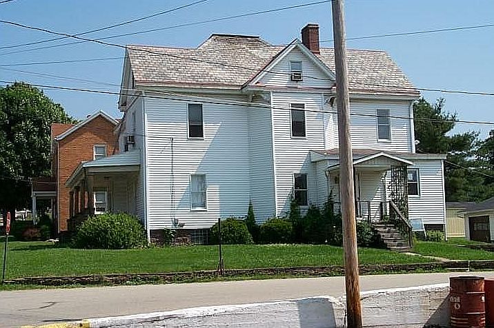 2nd image of 300 Liberty St