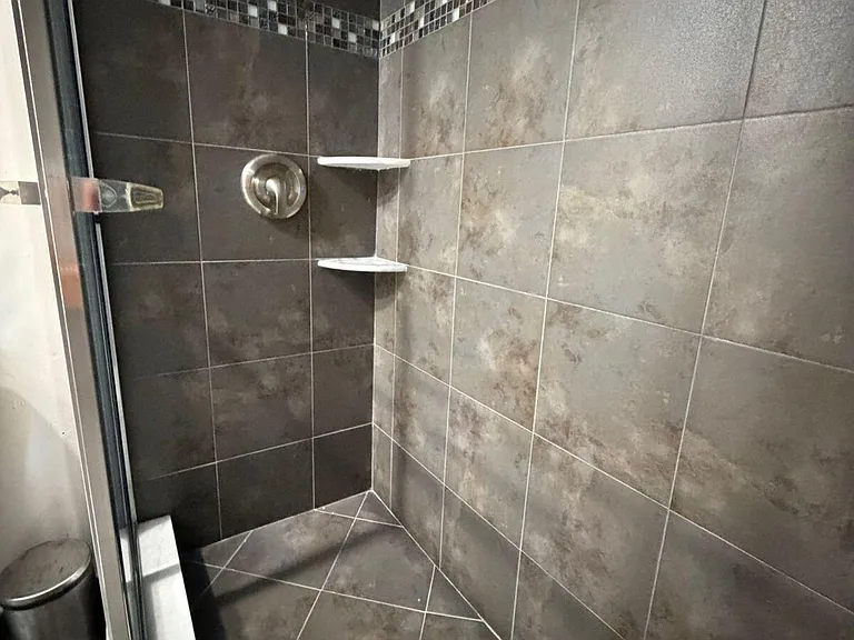 2751 N Palm Aire Dr #402 — Photo 39