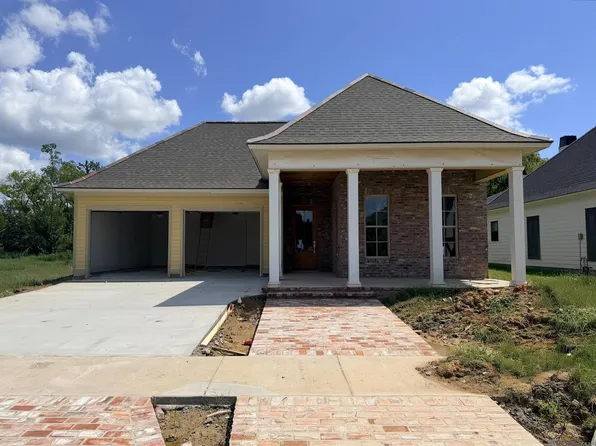 8643 Greenbrier Cove Rd, Baton Rouge, LA 70817