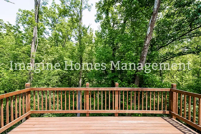 7922 Forest Rd — Photo 19