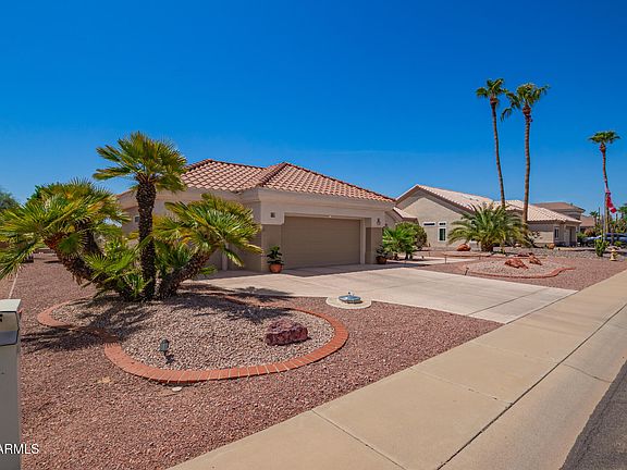 3rd image of 15401 W WHITEWOOD Drive