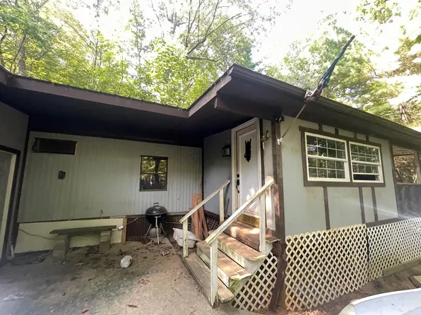 4470 Chipmunk Dr, Hiawassee, GA 30546