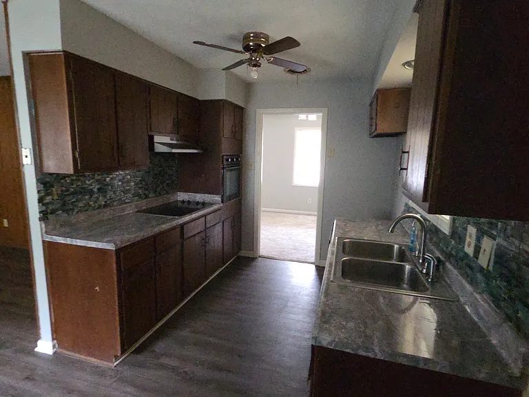 3890 Dante Cv — Photo 8