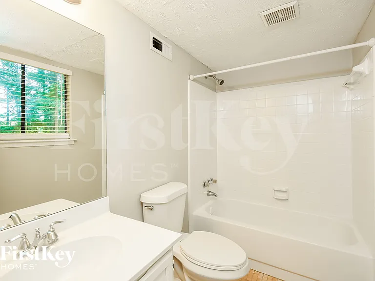 1340 Teaberry Cir — Photo 15