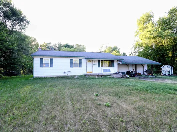 4447 Huckleberry Cir, Columbiaville, MI 48421