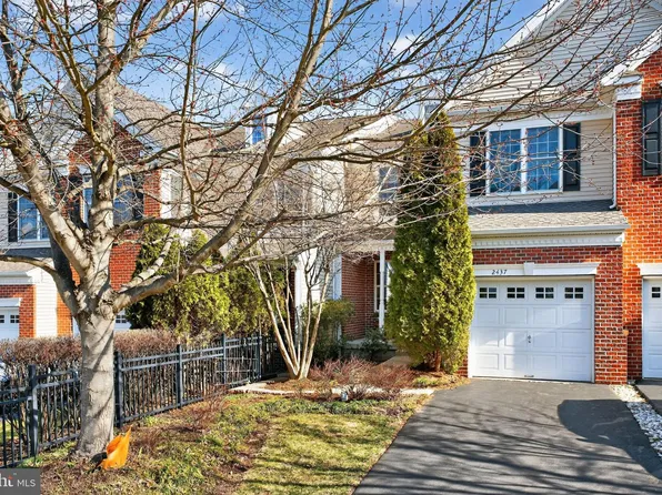 2437 N Whittmore St, Furlong, PA 18925