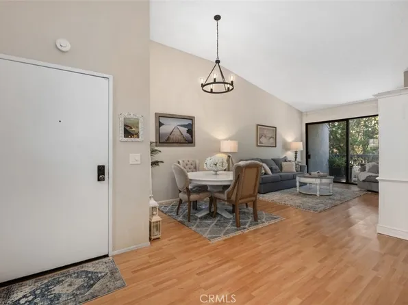 2510 W Macarthur Blvd Unit L, Santa Ana, CA 92704