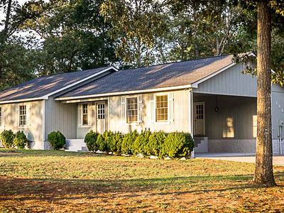 100 Old Oak Rd, Byron, GA, 31008