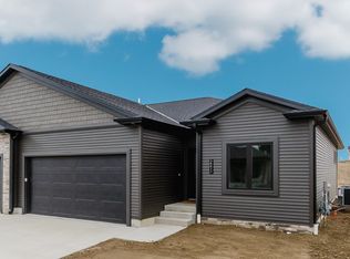 2213 N 26th St, Norfolk, NE 68701
